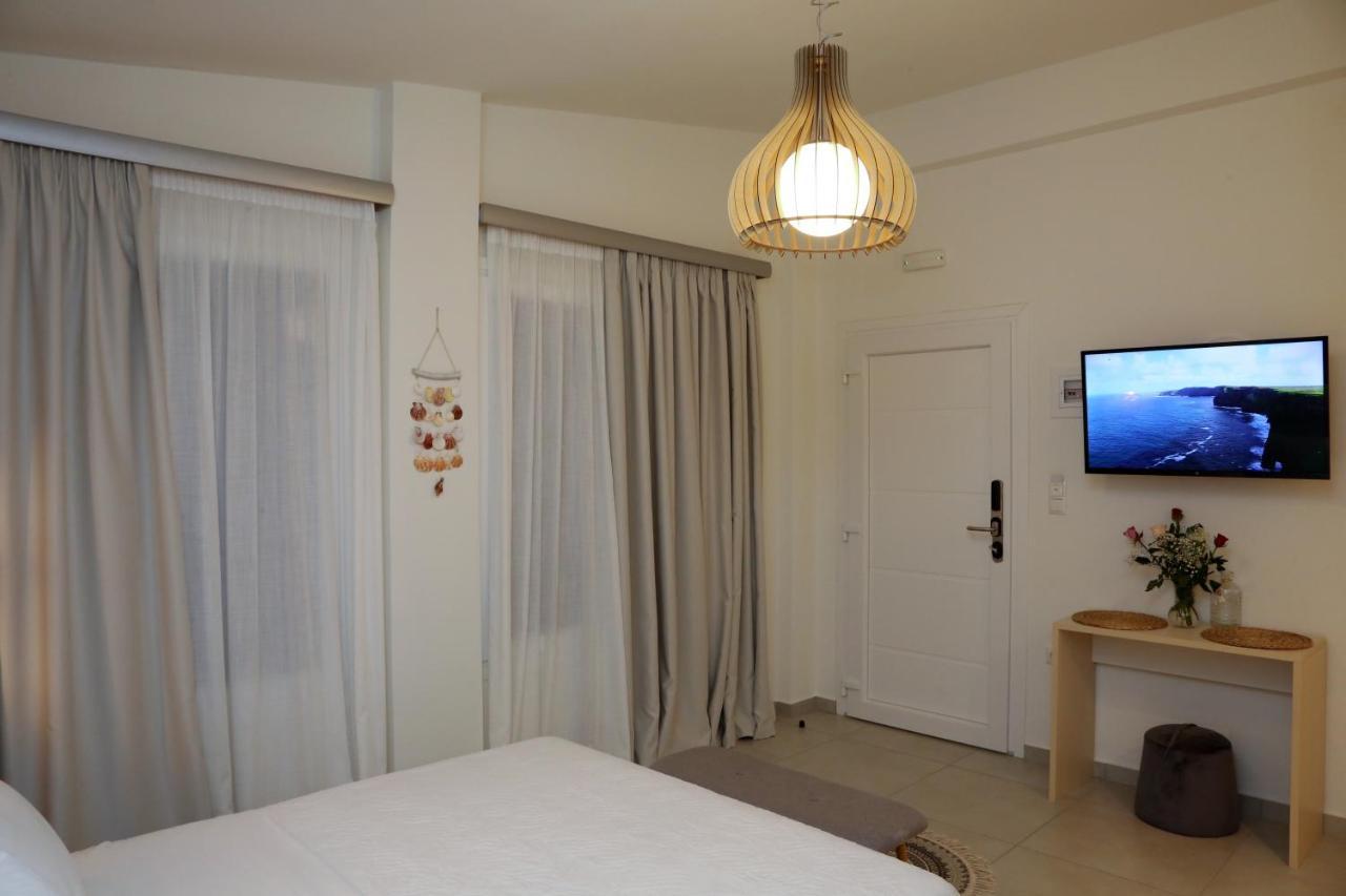 Steleni Seaside Apartments Nea Iraklitsa Exterior foto